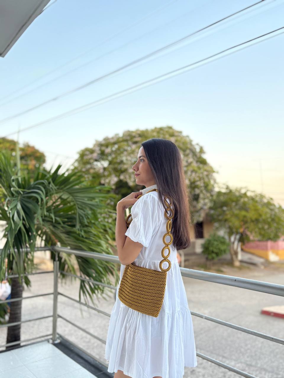 Bolso Dorado Cordón de Seda - Image 2